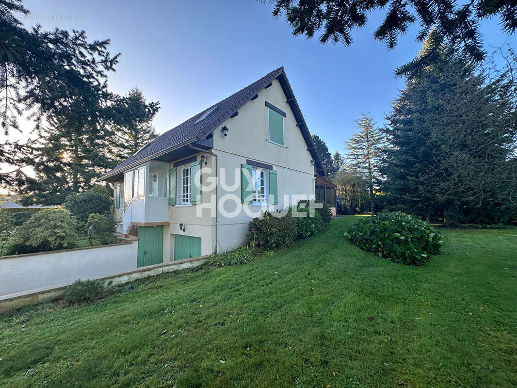 Maison à BLANGY-LE-CHATEAU