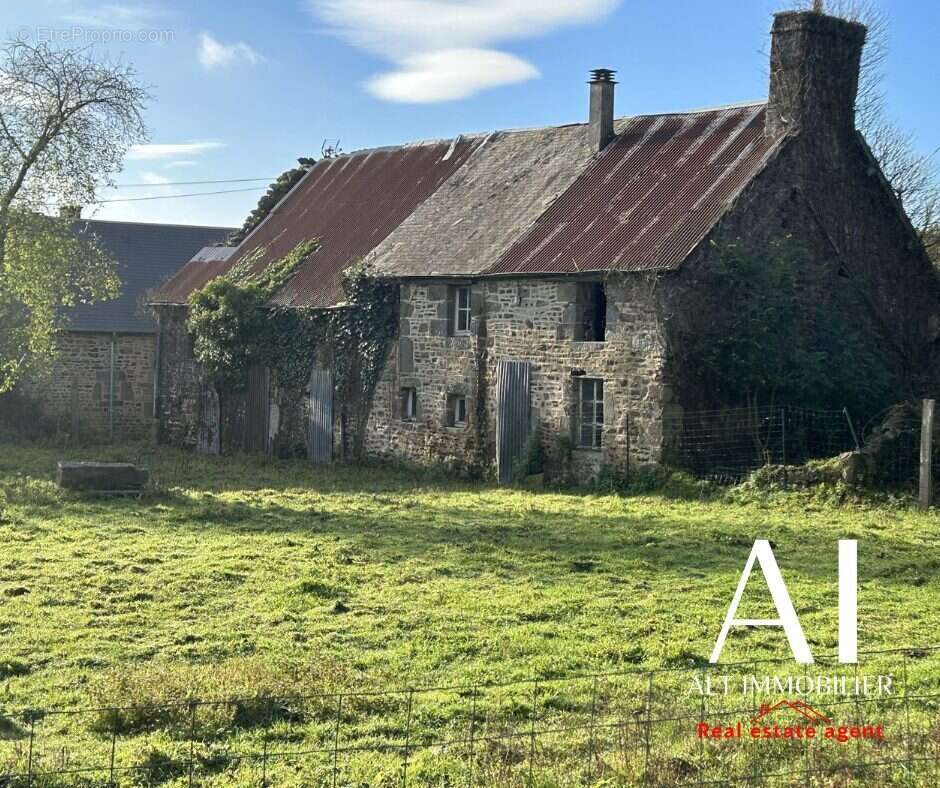 Maison à PONT-D&#039;OUILLY