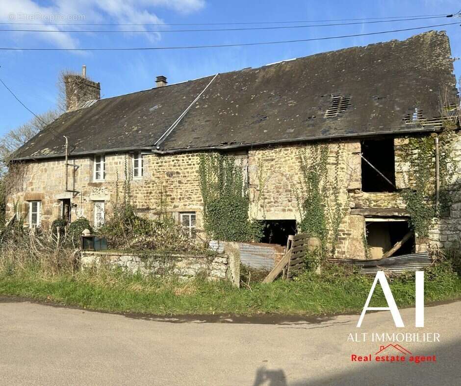 Maison à PONT-D&#039;OUILLY
