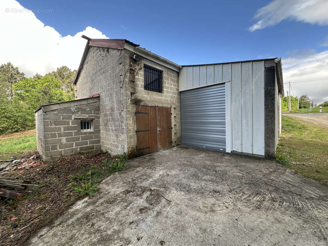 Parking à BOSCAMNANT