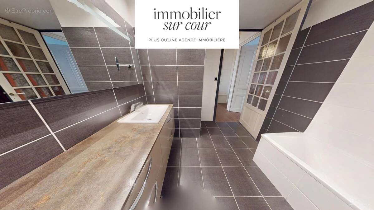 Appartement à SAINT-ETIENNE