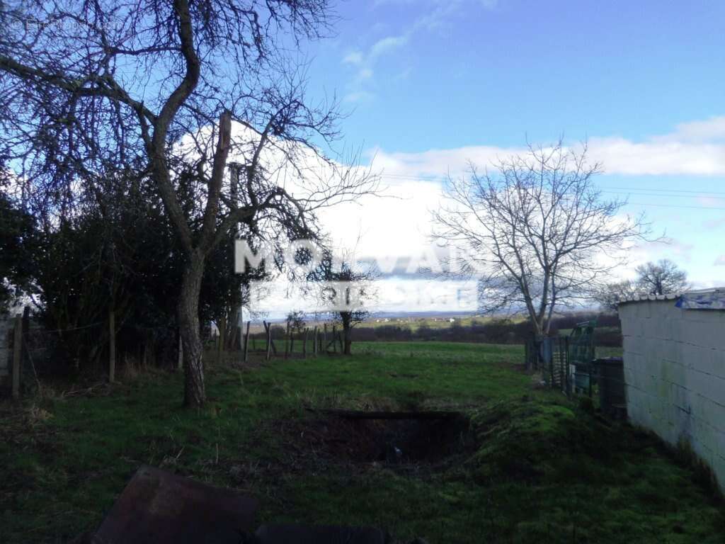 Maison à SAINT-SAULGE