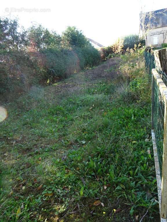 Maison à SAINT-HILAIRE-EN-MORVAN