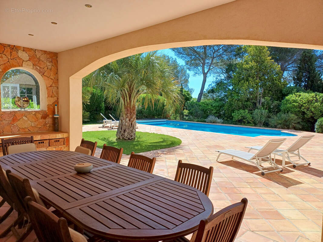 Maison à SAINT-RAPHAEL