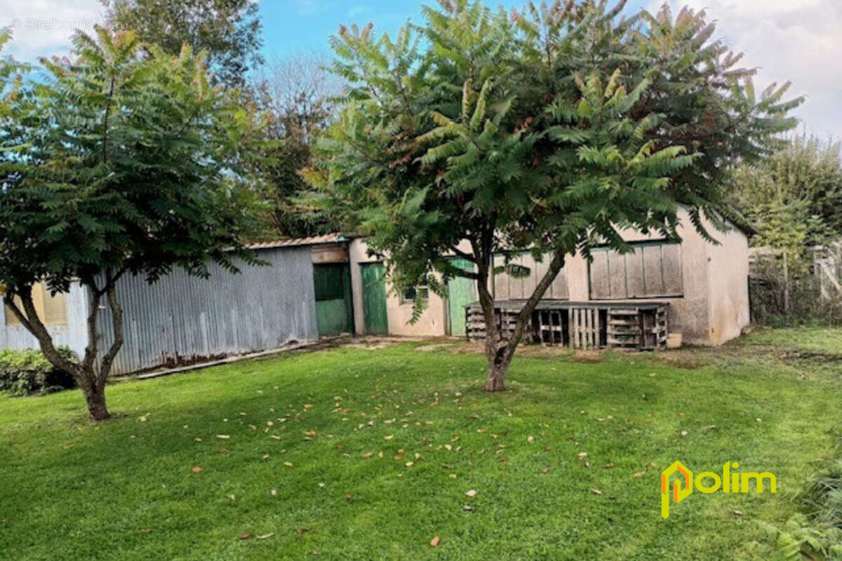 Terrain à SEICHEPREY