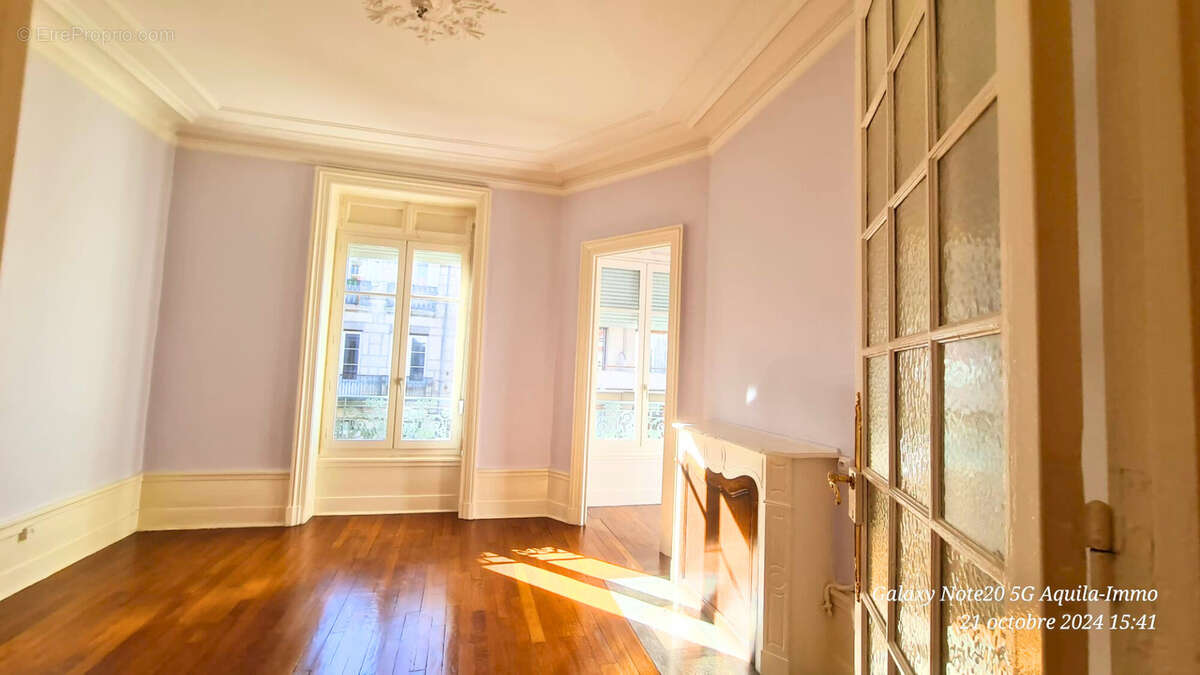 Appartement à SAINT-ETIENNE