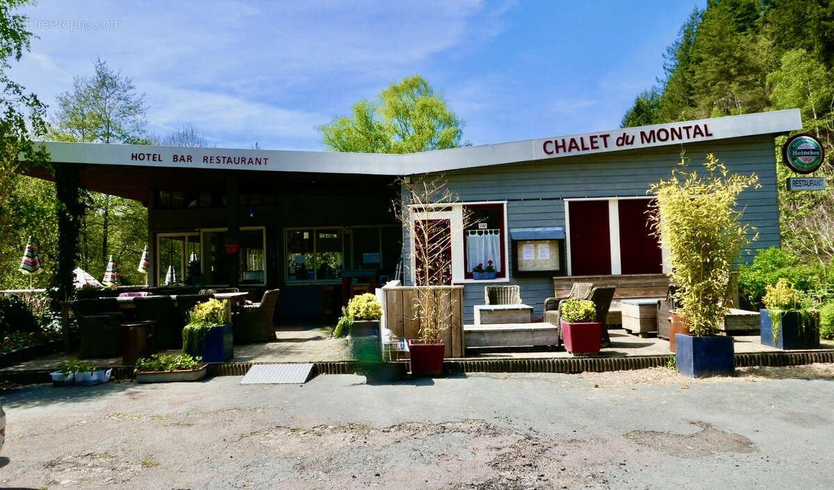 Commerce à DUN-LES-PLACES