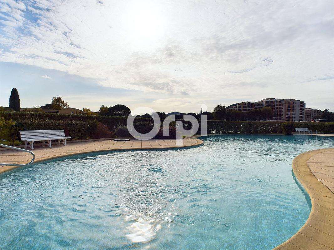 Appartement à MANDELIEU-LA-NAPOULE