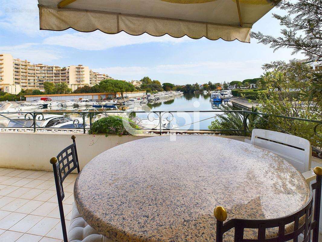 Appartement à MANDELIEU-LA-NAPOULE