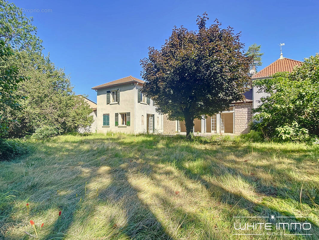 Maison à FRANCHEVILLE