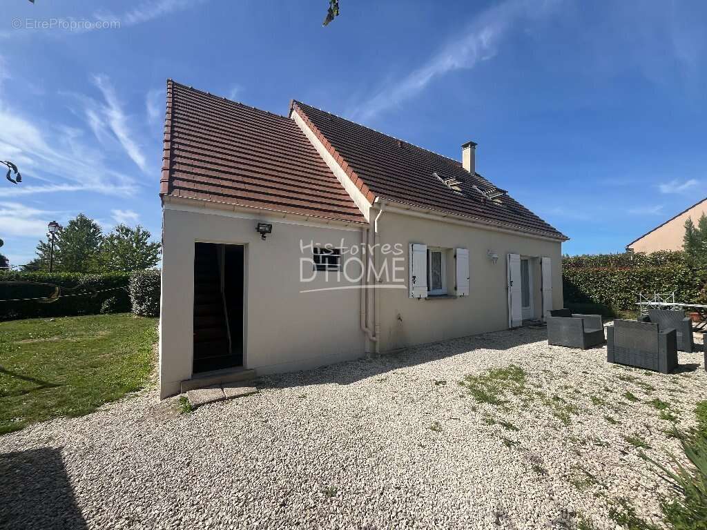 Maison à ROZAY-EN-BRIE