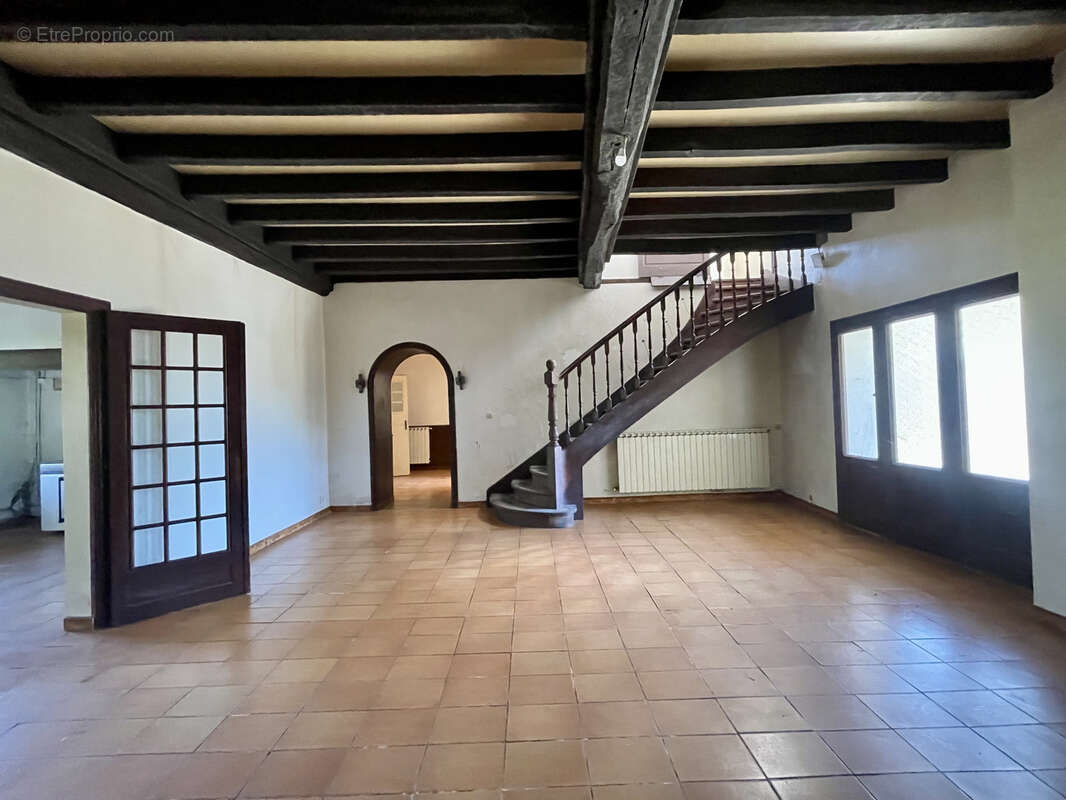 Maison à SAUVETERRE-DE-BEARN