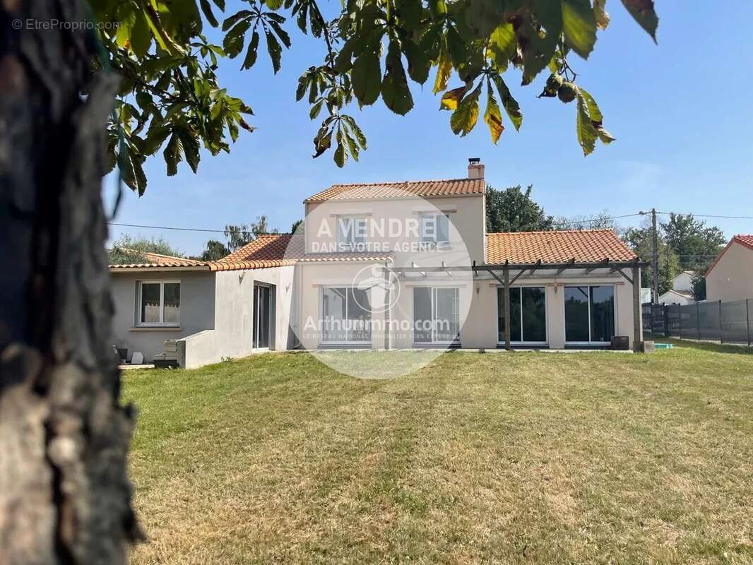 Maison à HAUTE-GOULAINE