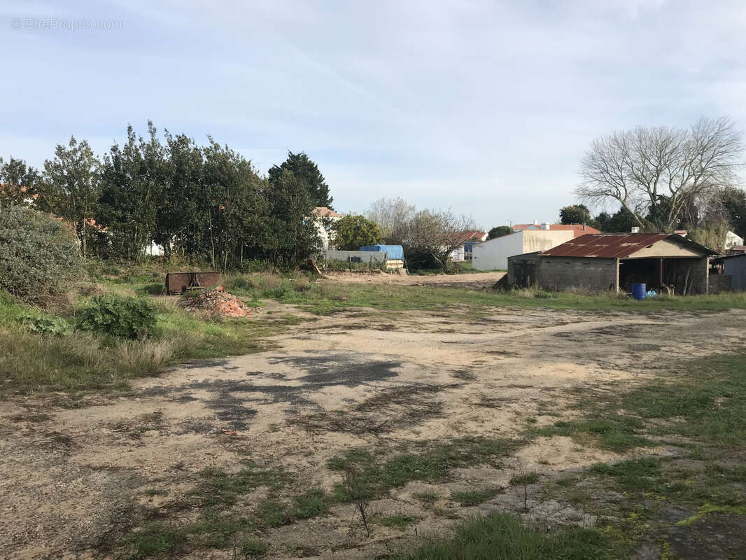 Terrain à BARBATRE