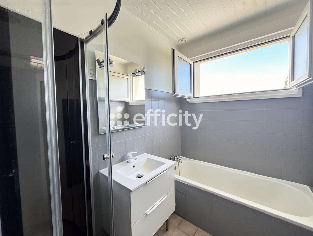 Maison à CORME-ECLUSE