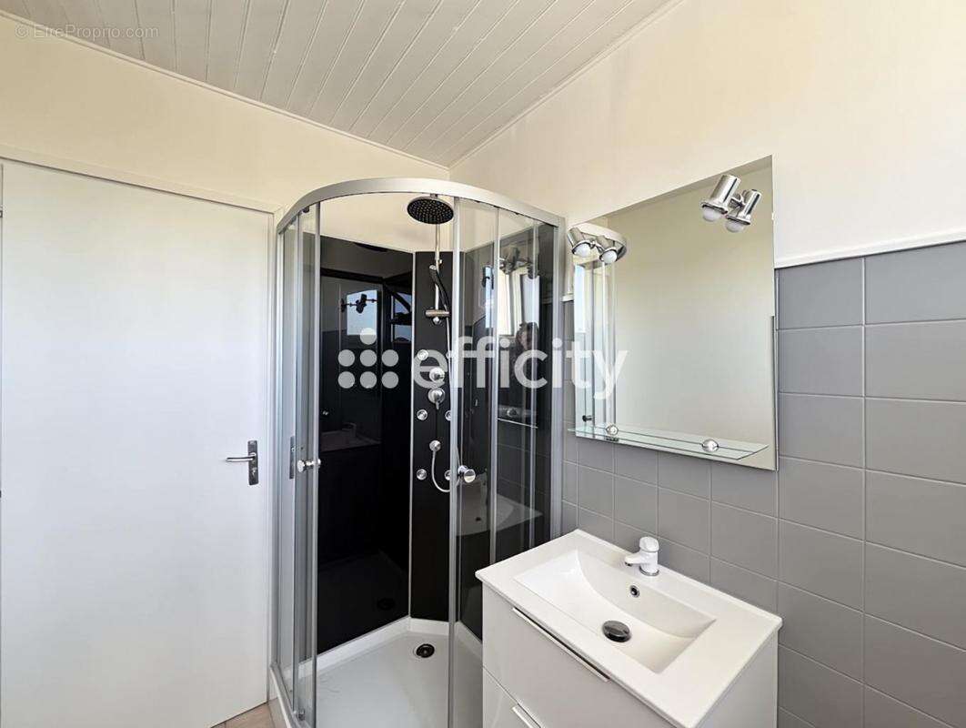 Maison à CORME-ECLUSE