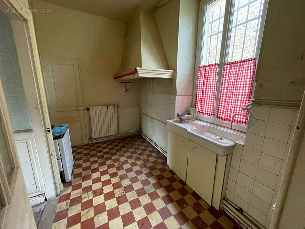 Maison à SACLAS