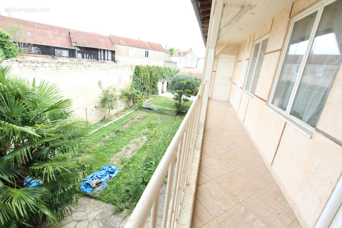 Maison à LA CHARITE-SUR-LOIRE