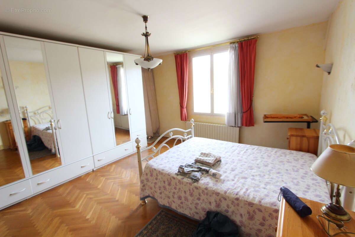 Maison à LA CHARITE-SUR-LOIRE