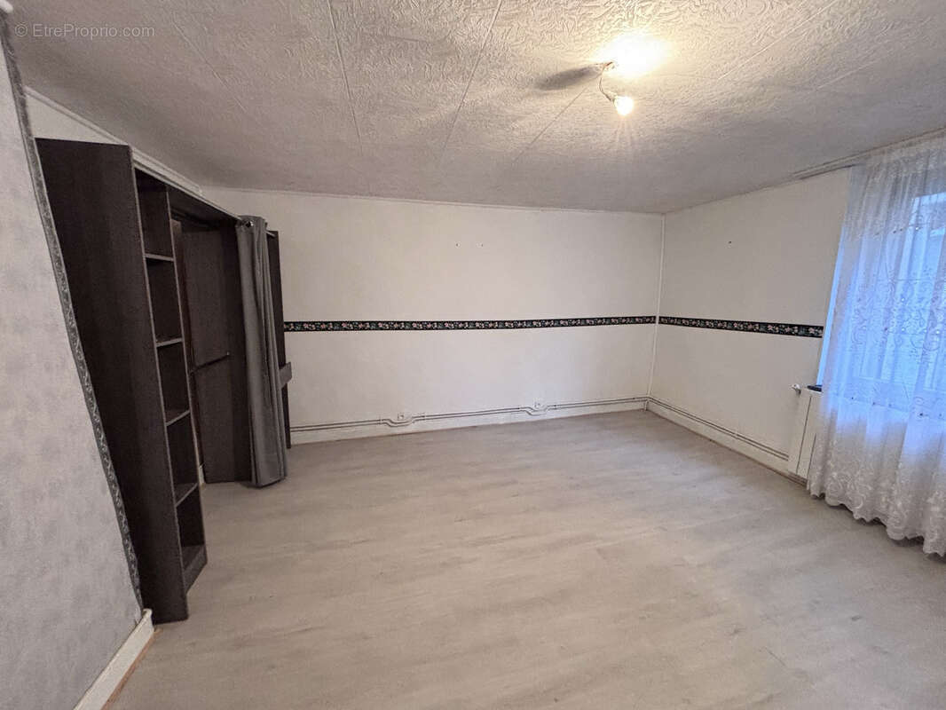 Maison à NORROY-LES-PONT-A-MOUSSON