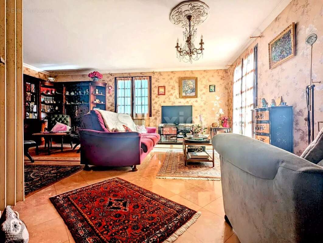 Maison à BLIGNY-SUR-OUCHE