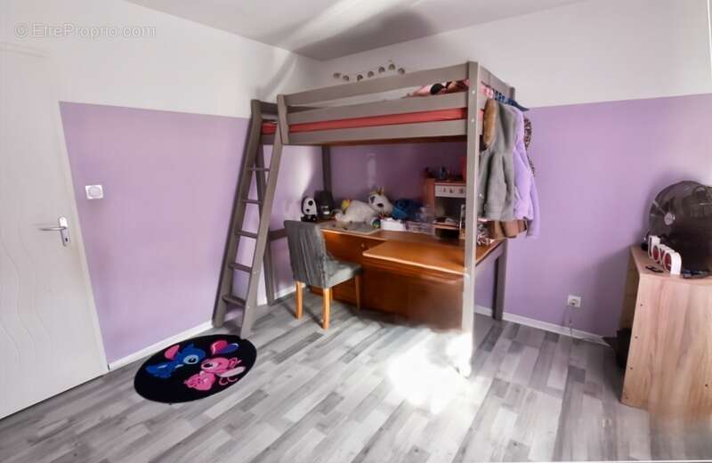 Maison à SAINT-LAURENT-DE-NESTE