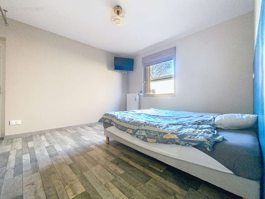 Maison à ESTREES-LES-CRECY