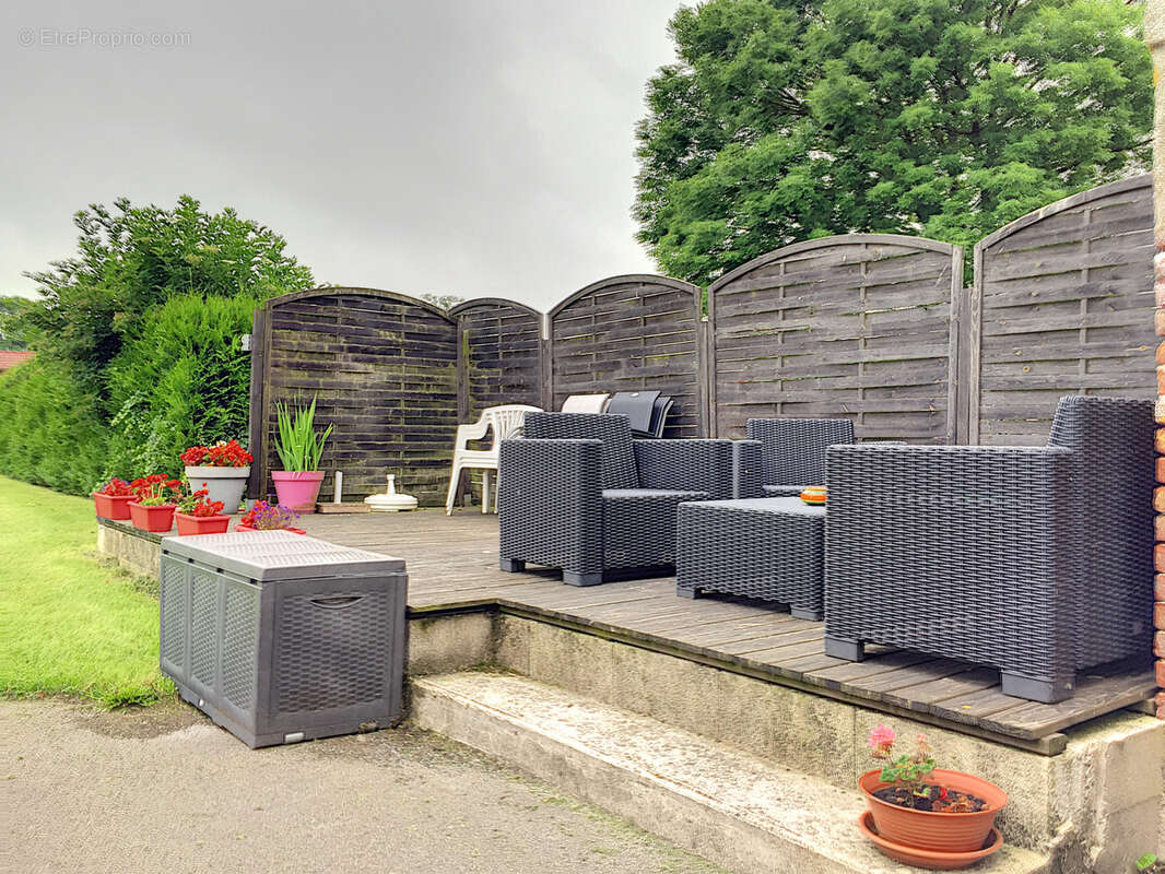 Maison à ESTREES-LES-CRECY