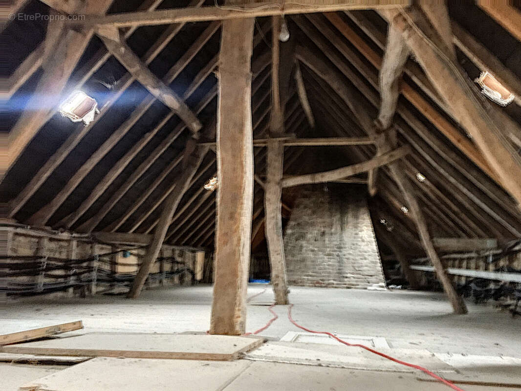 Maison à ESTREES-LES-CRECY