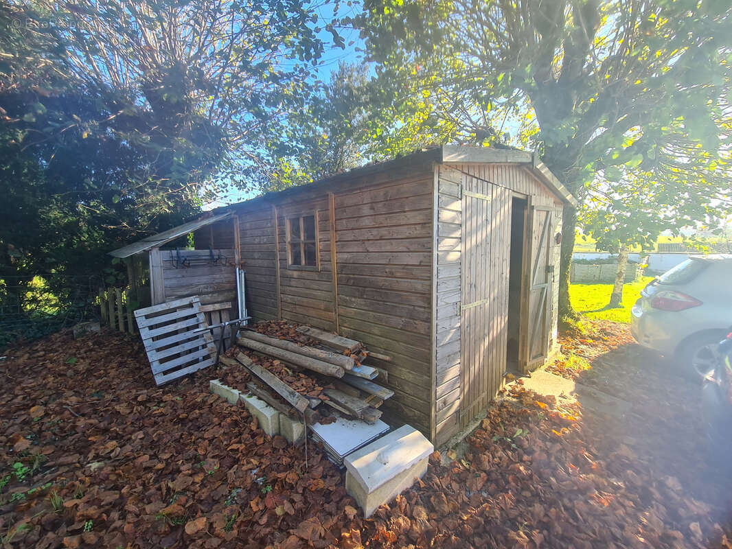 Maison à SAINT-GERMAIN-LES-BELLES