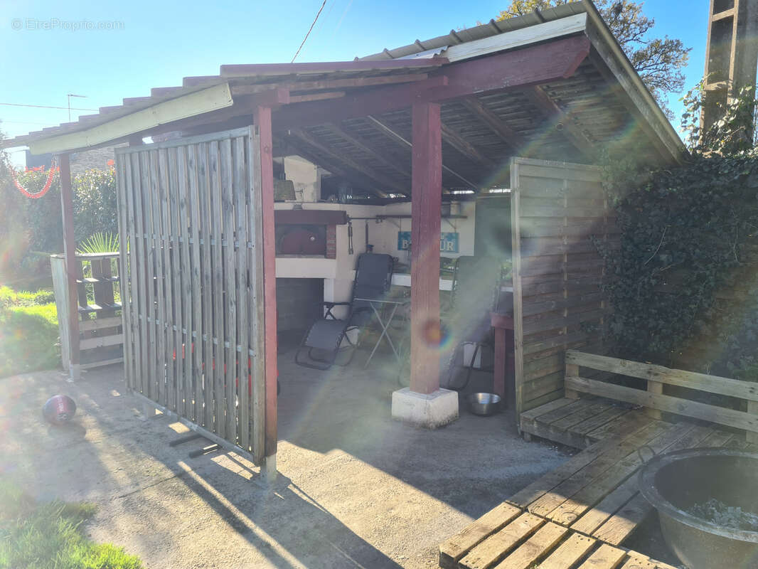 Maison à SAINT-GERMAIN-LES-BELLES