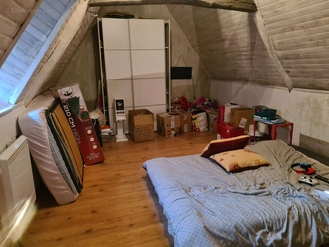 Maison à SAINT-GERMAIN-LES-BELLES