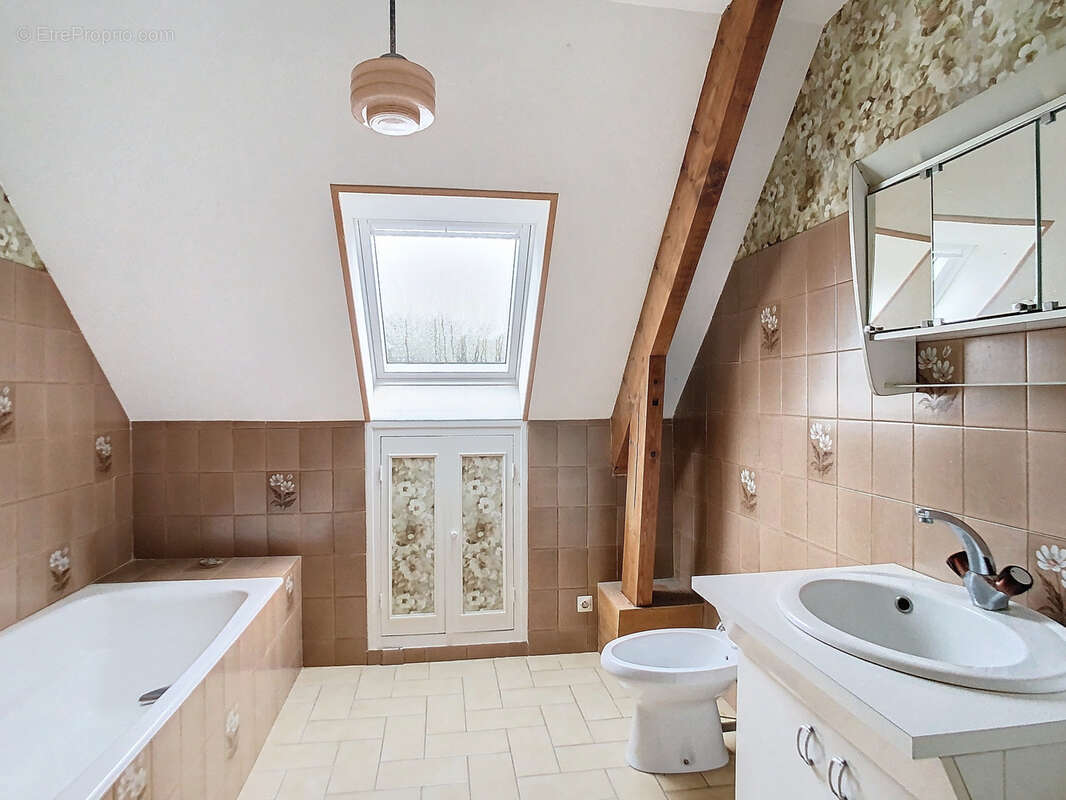 Maison à LA HAYE-DU-PUITS