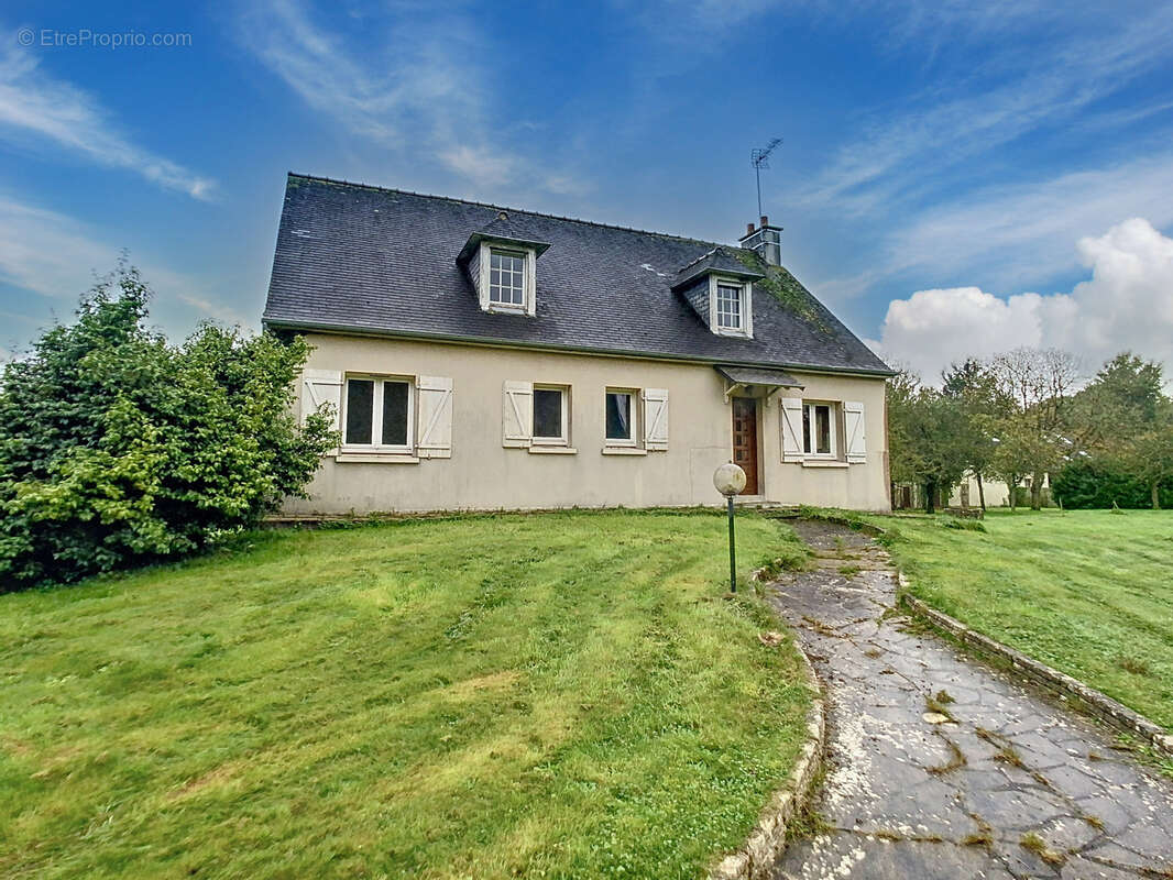 Maison à LA HAYE-DU-PUITS