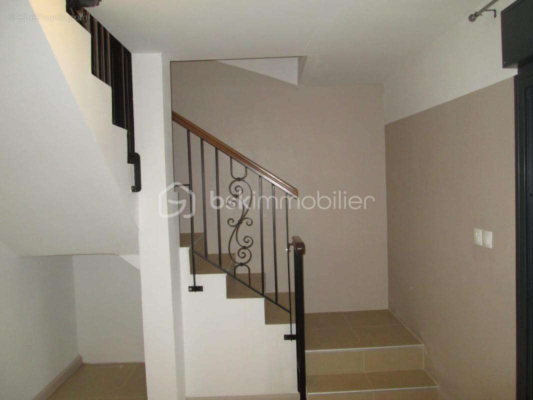 Maison à LA PLAINE-DES-PALMISTES