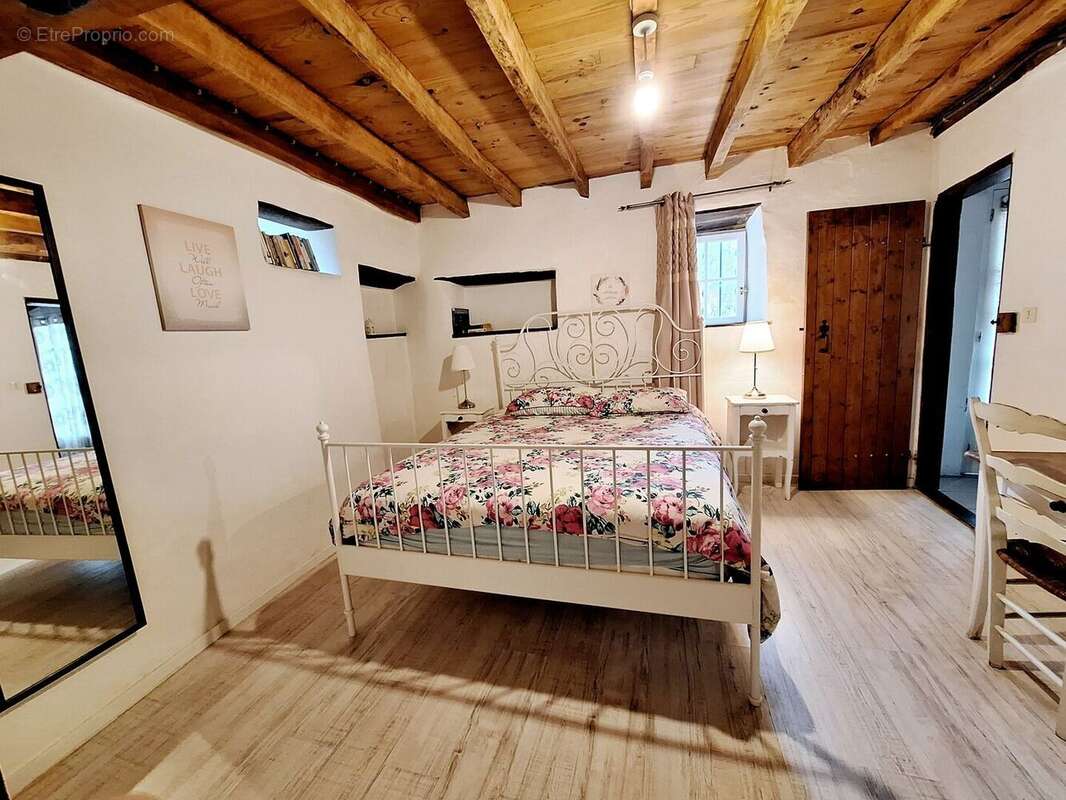 1000028432 - Maison à MIRANDE