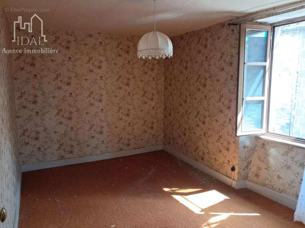 Maison à SAINT-GERMAIN-DU-TEIL