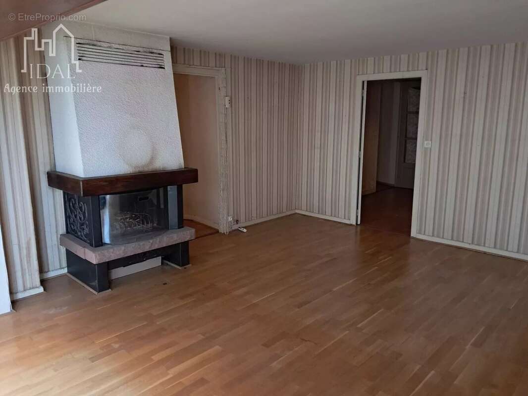 Maison à SAINT-GERMAIN-DU-TEIL