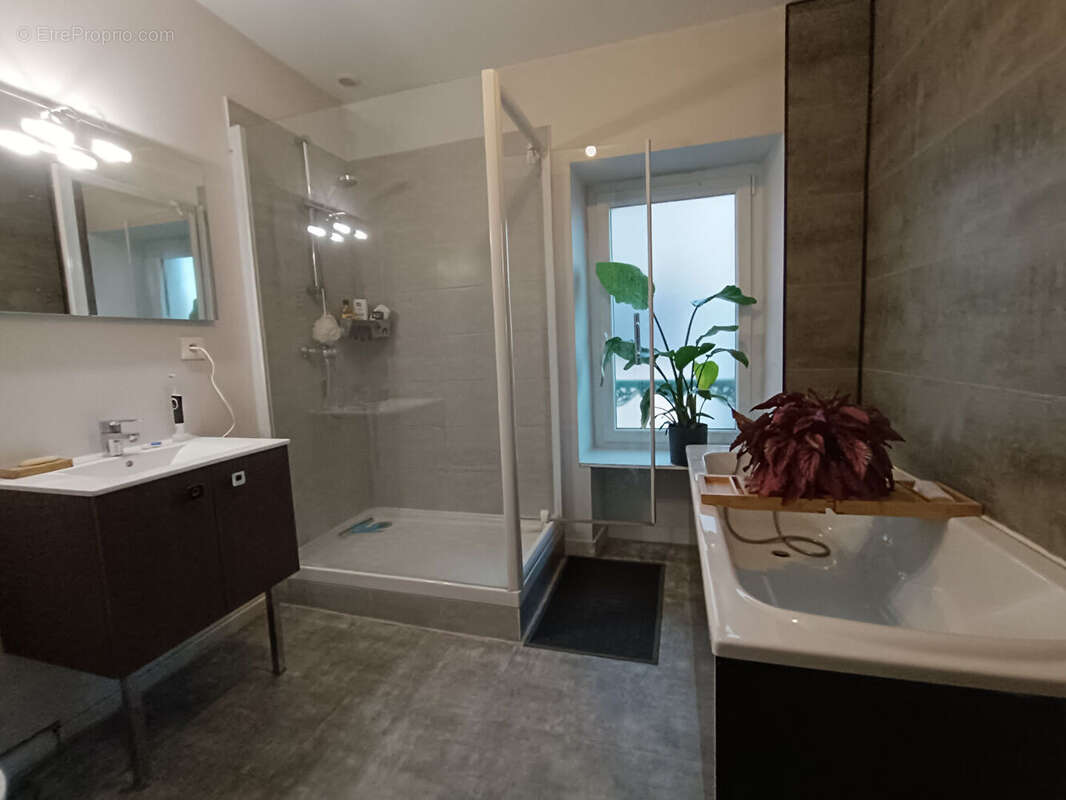 Autre à LA HAIE-FOUASSIERE