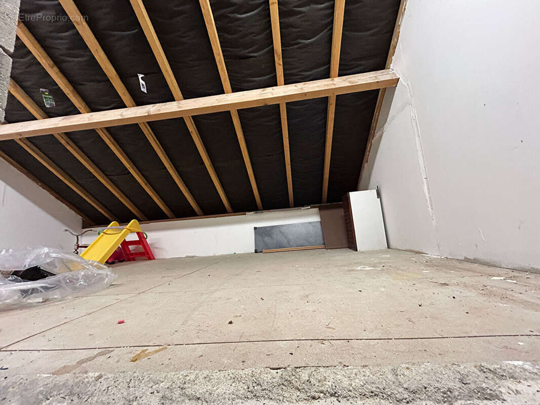 Maison à TILLAY-LE-PENEUX