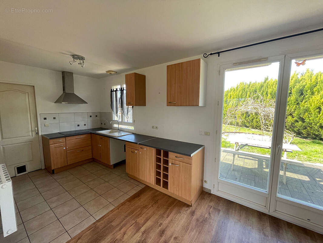 Maison à TILLAY-LE-PENEUX