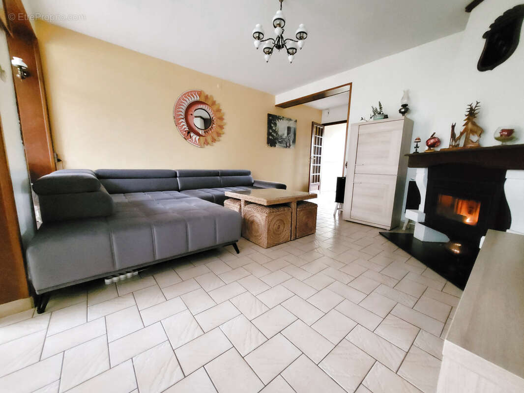 Maison à LOOS-EN-GOHELLE