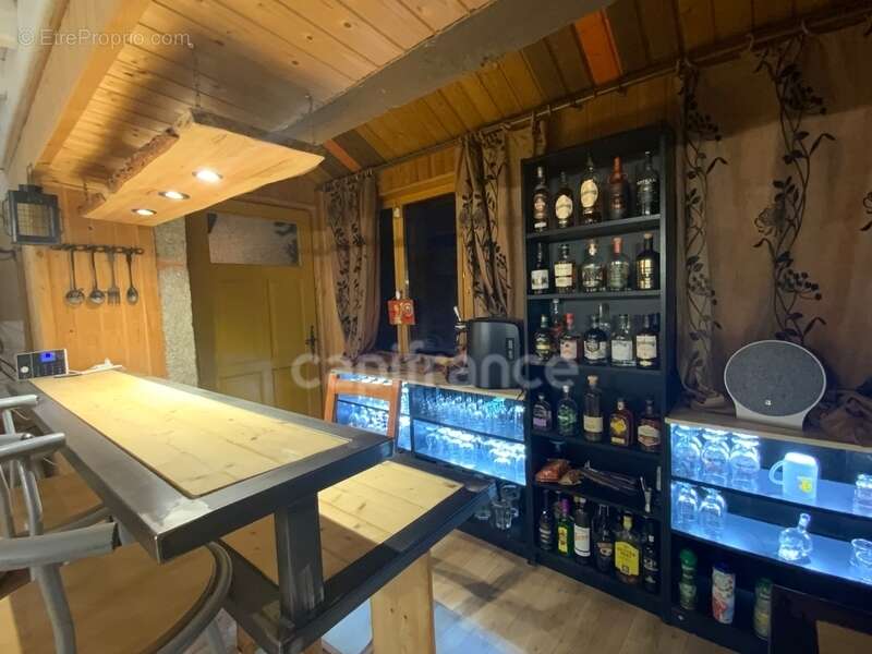 Maison à NOIRETABLE