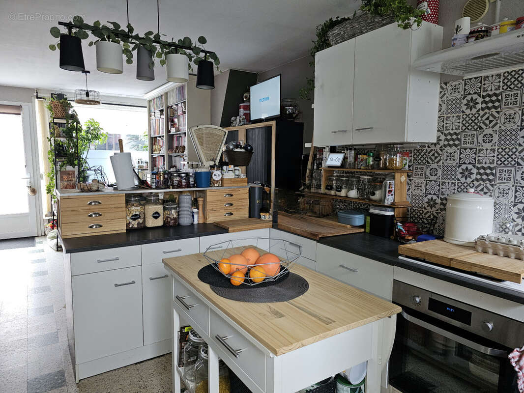 Maison à LONGUEVILLE-SUR-SCIE