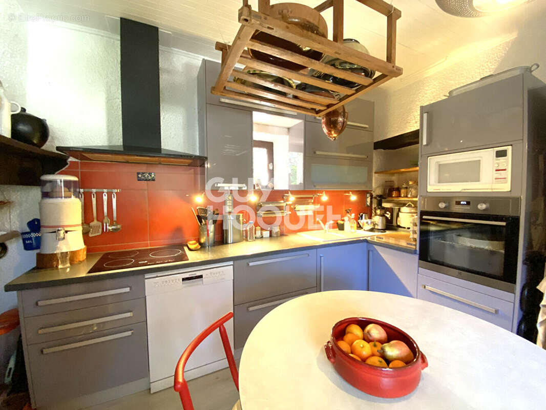 Maison à LABASTIDE-MARNHAC