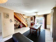 Maison à VILLENAVE-D'ORNON