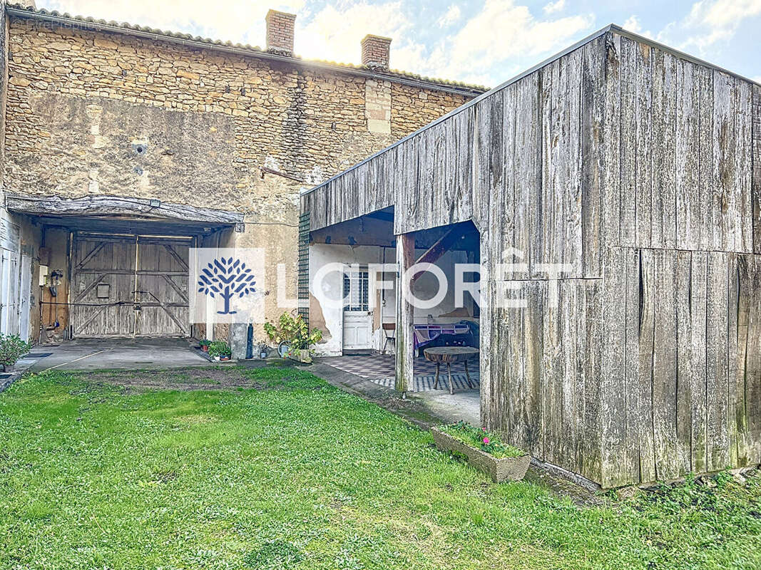 Maison à MONCONTOUR