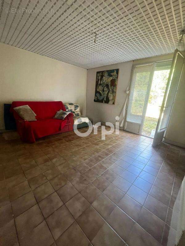 Maison à TERRASSON-LAVILLEDIEU