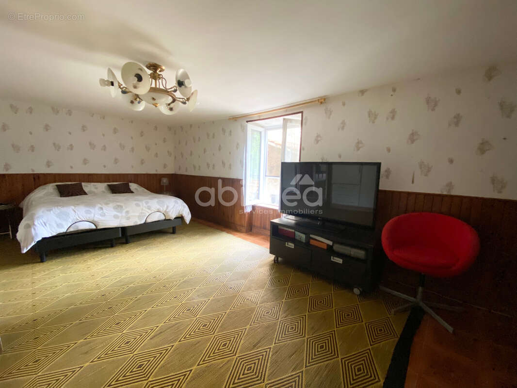 Maison à ROUMAZIERES-LOUBERT