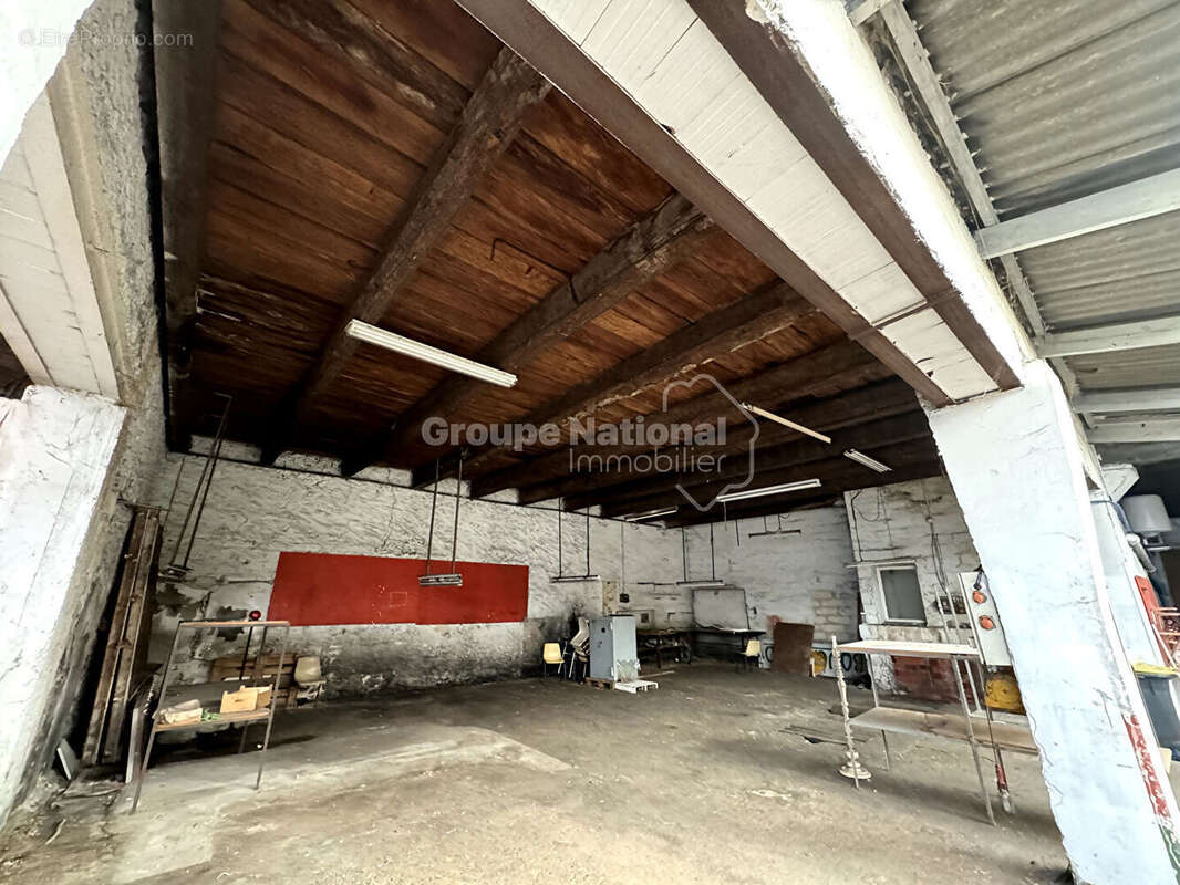 Appartement à LUNEL-VIEL